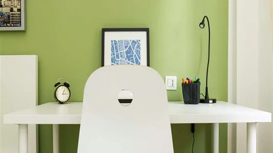 Rooms in Milano Zona 8 - Fiera, Gallaratese, Quarto Oggiaro - photo 3