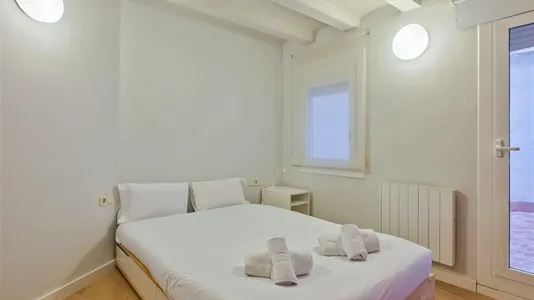 Apartments in Barcelona Ciutat Vella - photo 8