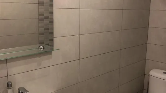 Rooms in Barcelona Ciutat Vella - photo 7