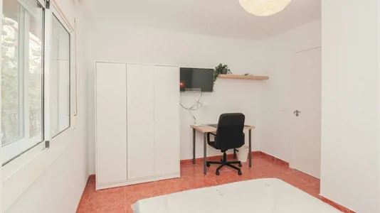 Rooms in Reus - photo 3