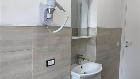 Rooms in Milano Zona 2 - Stazione Centrale, Gorla, Turro, Greco, Crescenzago - photo 5