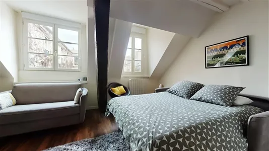 Apartments in Paris 4ème arrondissement - Marais - photo 4