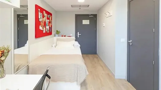 Rooms in Madrid Moncloa-Aravaca - photo 4