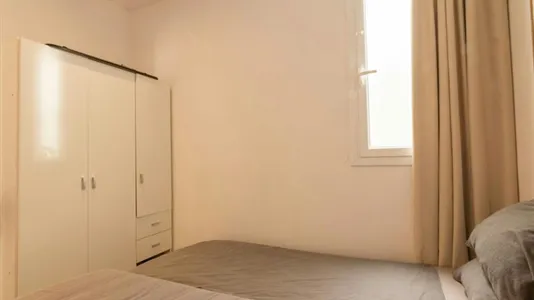 Apartments in Barcelona Ciutat Vella - photo 10