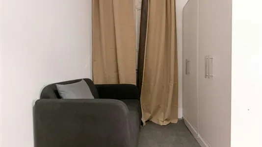 Rooms in Madrid Hortaleza - photo 5