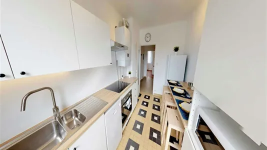 Rooms in Lyon - photo 10