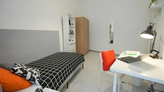 Rooms in Napoli Municipalità 2 - photo 3