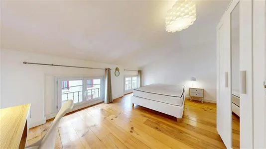 Apartments in Saint-Étienne - photo 9