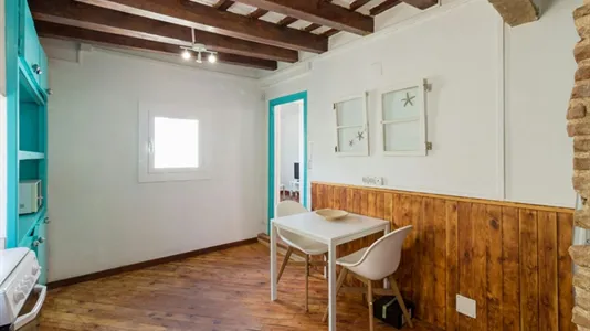 Apartments in Barcelona Ciutat Vella - photo 7