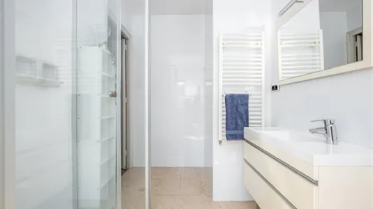 Rooms in Barcelona Sant Martí - photo 8