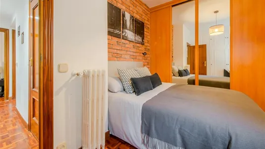 Rooms in Madrid Chamberí - photo 4