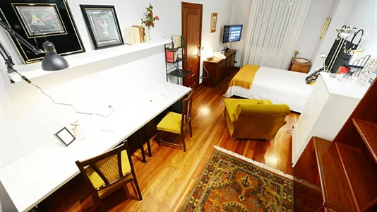 Rooms in Bilbao - photo 5