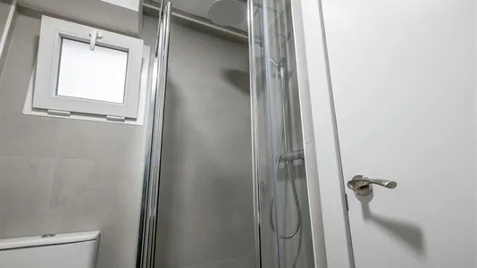 Rooms in el Camí de Vera - photo 8