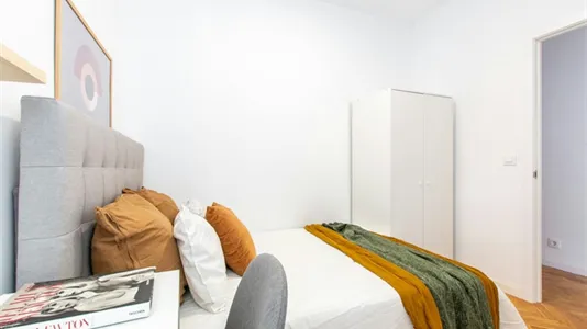 Rooms in Madrid Centro - photo 5