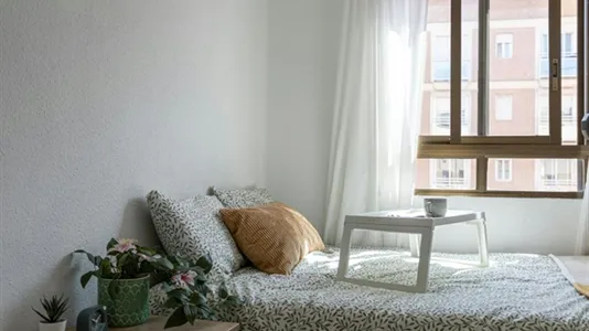 Rooms in Valencia Camins al Grau - photo 4