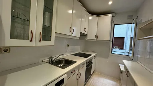 Rooms in Madrid Tetuán - photo 9