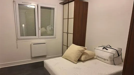Apartments in Bobigny - photo 2