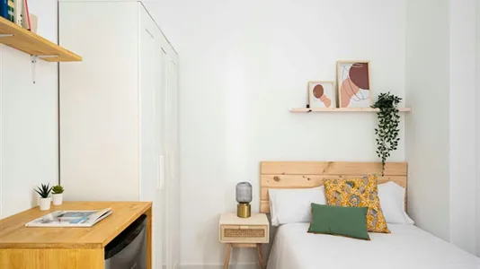 Rooms in Madrid Chamberí - photo 1