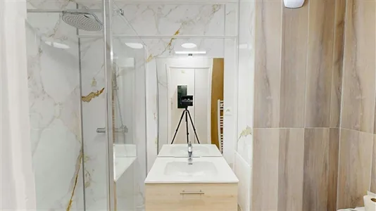 Apartments in Nantes - photo 10