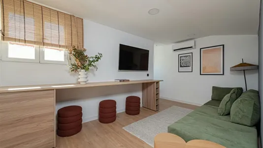 Rooms in Madrid Centro - photo 9