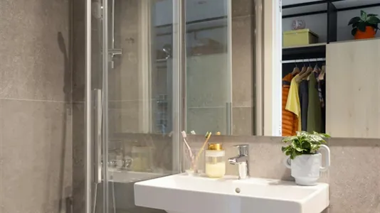 Apartments in Location is not specified - photo 8