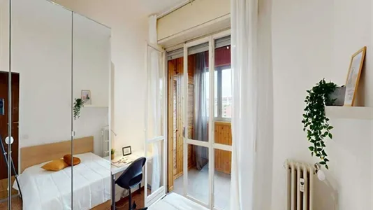 Rooms in Milano Zona 7 - Baggio, De Angeli, San Siro - photo 1