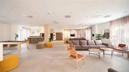 Rooms in Málaga - photo 10