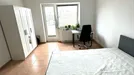Room for rent, Dusseldorf, Nordrhein-Westfalen, <span class="blurred street" onclick="ProcessAdRequest(15162947)"><span class="hint">See streetname</span>[xxxxxxxxxxxxx]</span>