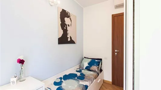 Rooms in Milano Zona 5 - Vigentino, Chiaravalle, Gratosoglio - photo 2