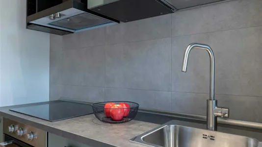 Rooms in Milano Zona 8 - Fiera, Gallaratese, Quarto Oggiaro - photo 6