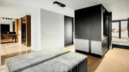 Apartments in Brussels Sint-Jans-Molenbeek - photo 9