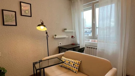 Rooms in Bilbao - photo 8