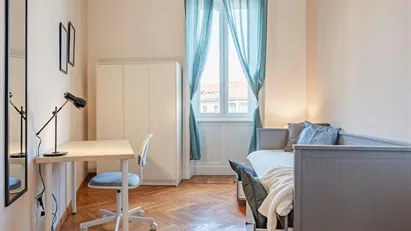 Room for rent in Milano Zona 4 - Vittoria, Forlanini, Milan