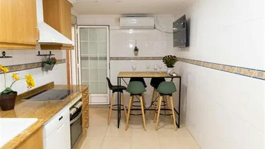 Rooms in Valencia Algirós - photo 10