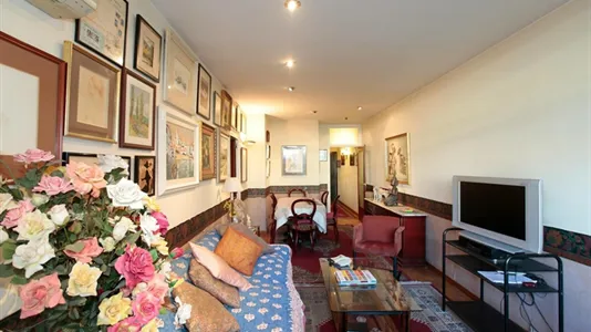 Rooms in Barcelona Sants-Montjuïc - photo 6