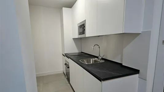 Rooms in Madrid Salamanca - photo 5