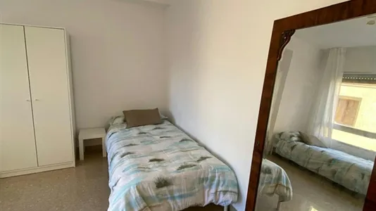 Rooms in Castellón de la Plana/Castelló de la Plana - photo 10