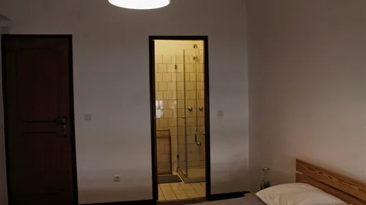 Rooms in Sintra - photo 4