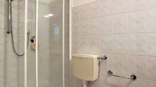 Rooms in Florence - photo 9