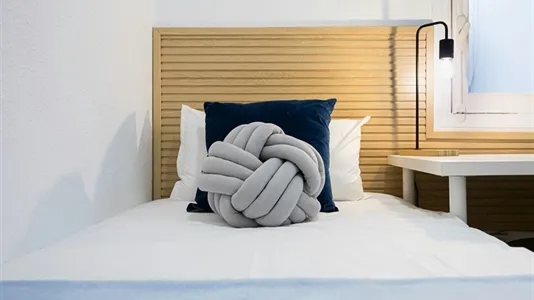 Rooms in Madrid Chamberí - photo 4