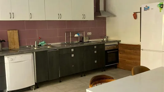 Rooms in Bami - photo 7