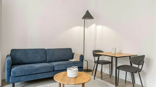 Apartments in Berlin Mitte - photo 2