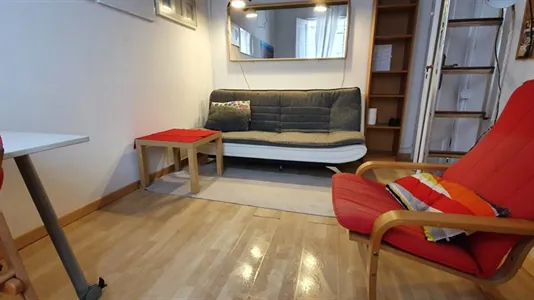 Rooms in Barcelona Ciutat Vella - photo 4