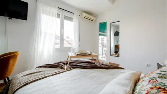 Rooms in Madrid Arganzuela - photo 4