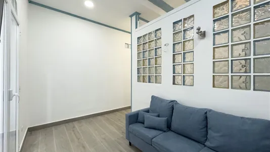 Apartments in Barcelona Ciutat Vella - photo 8