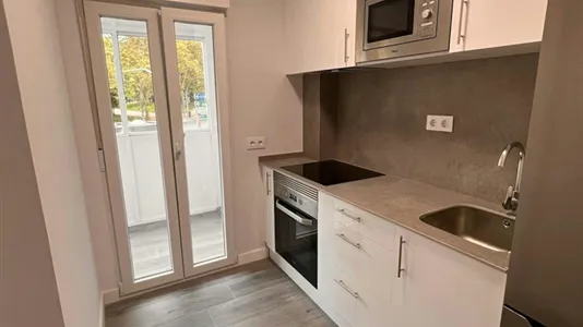 Rooms in Madrid Tetuán - photo 10