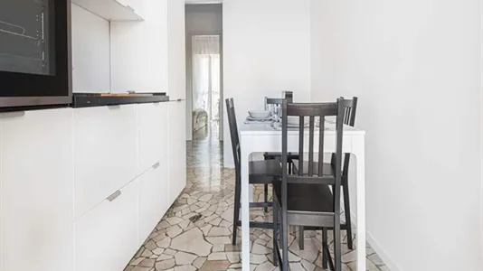 Rooms in Sesto San Giovanni - photo 10