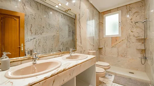 Rooms in Madrid Chamberí - photo 6