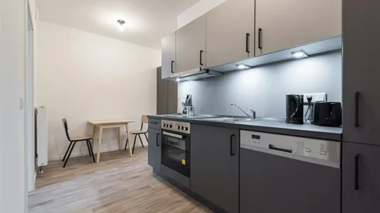 Rooms in Berlin Lichtenberg - photo 4