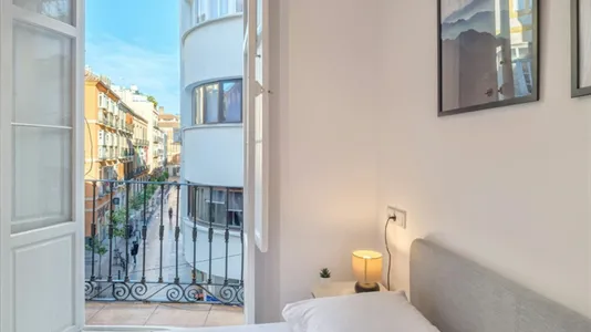 Apartments in Málaga - photo 2